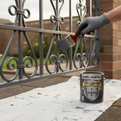 Alternative view of 1K Gate & Railing Paint